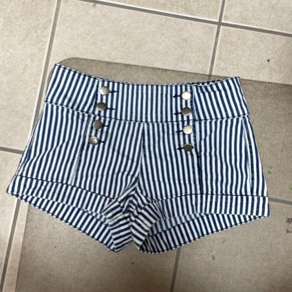 Vintage High Rise Shorts Forever 21 Striped Short - Picture 1 of 2